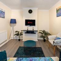 Three Bed Luxury Home in London, hotel in Abbey Wood, Abbey Wood