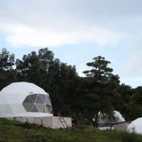 Tranquil Retreat Dome Glamping with Hotspring Dipping pool - Breathtaking View
