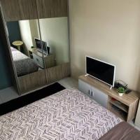 AR studio apartmn m square, hotel u četvrti Cibaduyut, Bandung