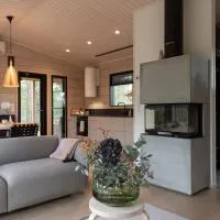 Hirsihuvila Villa Letto, pihasauna & ulkoporeamme, hotel a Kalajoki