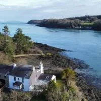 Ynys Faelog Cottage، فندق في جسر ميناي