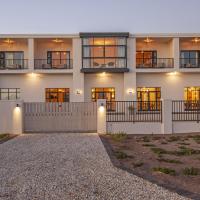 Glow Boutique Suites، فندق في Sandbaai، هيرمانوس