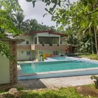 Pentaqua -Dineros Guest House, готель у місті Irosin