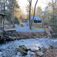 Peaceful Gateway to Island Creek Cottage, hotel in East Stroudsburg