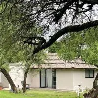 Descanso en Villa Allende, familia, golf, amigos、ビージャ・アジェンデのホテル