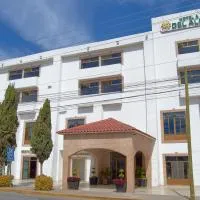 Hotel del Alba Inn & Suites, hotel v mestu Aguascalientes