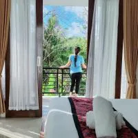 Lo Sari Bungalow, hotel i Batununggul