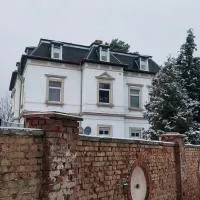 Zimmervermietung Villa Meuselwitz, hotell i Meuselwitz