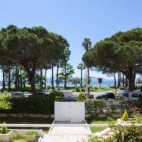 Superbe Appartement vue mer Pointe Croisette، فندق في كان