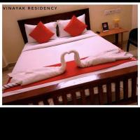Vinayak residency porur inn, hotell i Porur, Chennai