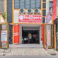 RedDoorz near Stasiun Senen, hotel en Kemayoran, Yakarta