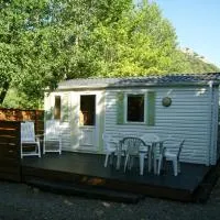 Camping le Chambron, hotel in Condorcet