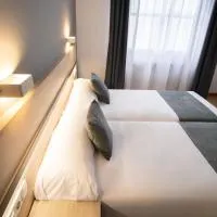 Alda Puerto Seco, hotel sa Burgos