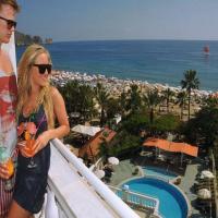 Azak Hotel, hotel di Alanya