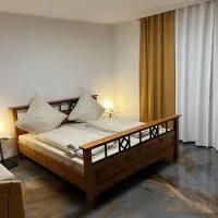 Gasthof Legend, hotel u gradu 'Burgthann'