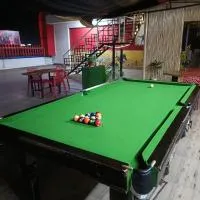 Hotel Kanishkka Inn, hotel di Meerut
