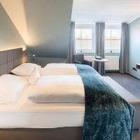 Hotel zur Post - Economy Rooms, hotel dicht bij: Luchthaven Varrelbusch - VAC, Garrel