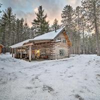 Secluded Vanderbilt Cabin, 9 Mi to Treetops!