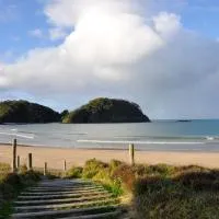 Matapouri & Tutukaka Spectacular Coastal Views- Aroha Luxury Guest Suite โรงแรมในตูตูคาคา
