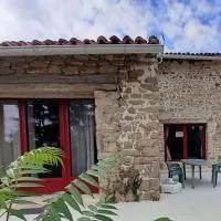 Gîte de la Grange, hotel Saint-Pardoux városában