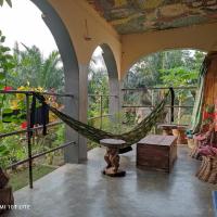 Maison au calme dans la nature, hotel in Kpalimé