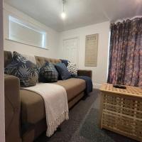 City Escape! Fishponds Apartment, Bristol, sleeps up to 4 guests