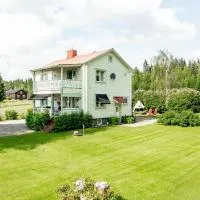 Guestrooms at Forest Family Home, hotel u gradu 'Ytterhogdal'