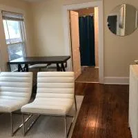 The Yellow Door 3-bedroom downtown near VT&RU, hotel u gradu 'Radford'