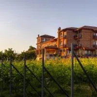 Schuchmann Wines Château,Villas & SPA, מלון בתלאווי