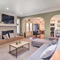 Charming Clovis Home with Covered Patio!, hotel near Clovis Municipal - CVN, Clovis