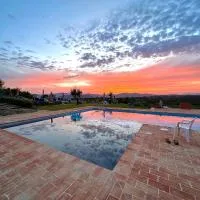 "Villa Bizzi"، فندق في Monte Castelli