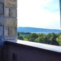 Apartments Pika, hotel a Krk