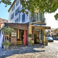 La Place Boutique Hotel, hotel v mestu Antibes
