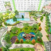 RedLiving Apartemen Green Lake View Ciputat - Pelangi Rooms 3 Tower E, hotel v mestu Tangerang