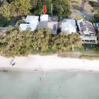 HighTide- luxury apartment, almost on the beach., hotel v destinácii Corlette