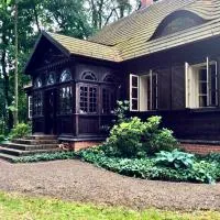 Modrzewiowy Dworek Kliczków Mały, hotel i Kliczków Mały