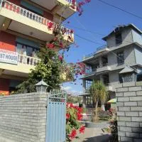 New Annapurna Guest House, hotel u gradu 'Pokhara'