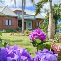 Magnifique villa créole VILLA TI BOUT BOIS avec cheminée au tevelave, hotell i Les Avirons