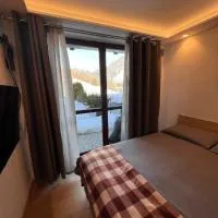 Elegante e moderno monolocale, hotell i Oga