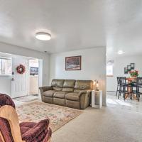 Pet-Friendly Aurora House with Mountain Views!, hotel poblíž Salina-Gunnison Airport - SBO, Salina