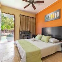 Hotel El Cocobolo Food&Rest Room 1 B&B WiFi AC Pkg Free Swimmingpool, hotel di Ahogados