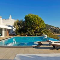 Super Luxury Skiathos Villa - Seven Stunning Bedroom Suites - Villa Daphne - Achliades