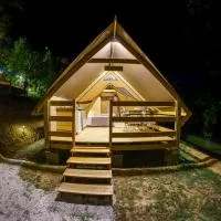 Resort Orizzonti Glamping, Hotel in SantʼElpidio a Mare