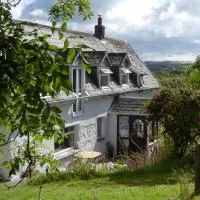 Higher Trenear Farm B&B, Hotel in Helston
