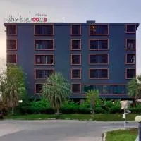The Bedrooms Maeklong and Services Apartment、Samut Songkhramのホテル