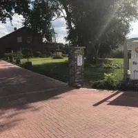 Pension Quellenhof, hotel u gradu Wegberg