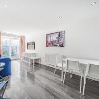 Entire House - Three Bed House in Peckham, hotel i Peckham, London