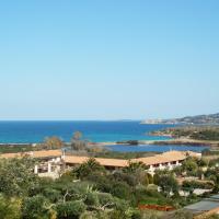 4-room apartment Tanca Manna, only 300 meters from the beach, hotel v destinaci Cannigione