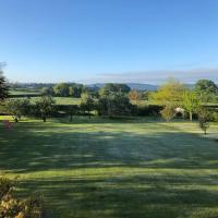 Lodge House in Grounds of Victorian Country Estate