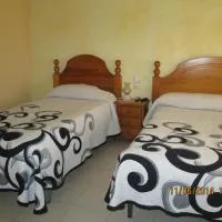 Hostal Avi Pep, hotel em Saus